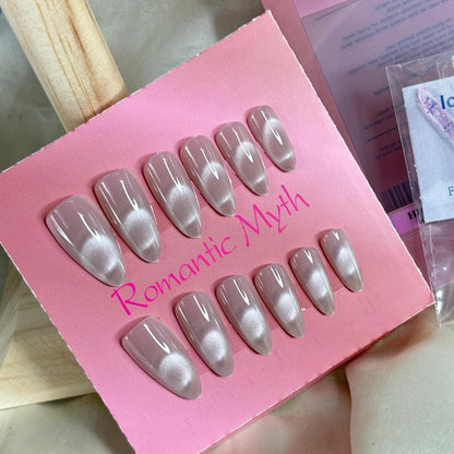 Cat Eye Nails 41