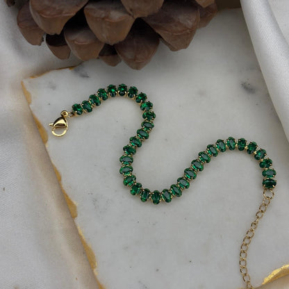 Elara Luxe Emerald Chain Bracelet
