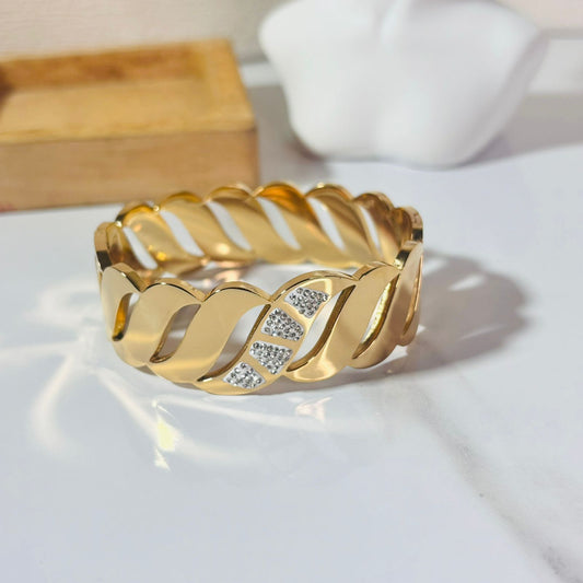 Wave Blingy Bracelet