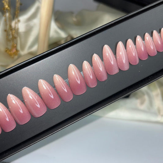 Ombré Cat Eye Nails 08