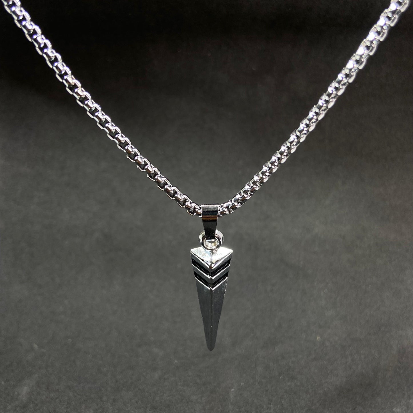 Arrow Pendant Chain