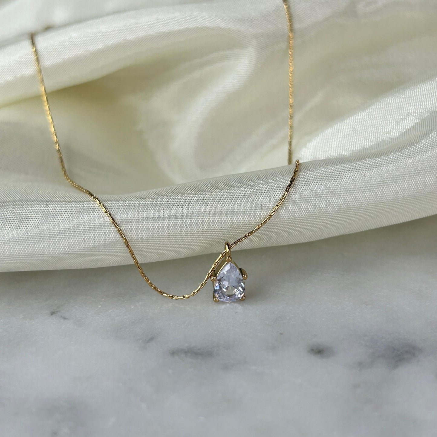 Drop Solitaire Necklace