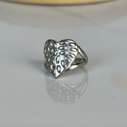 Bold Heart Ring