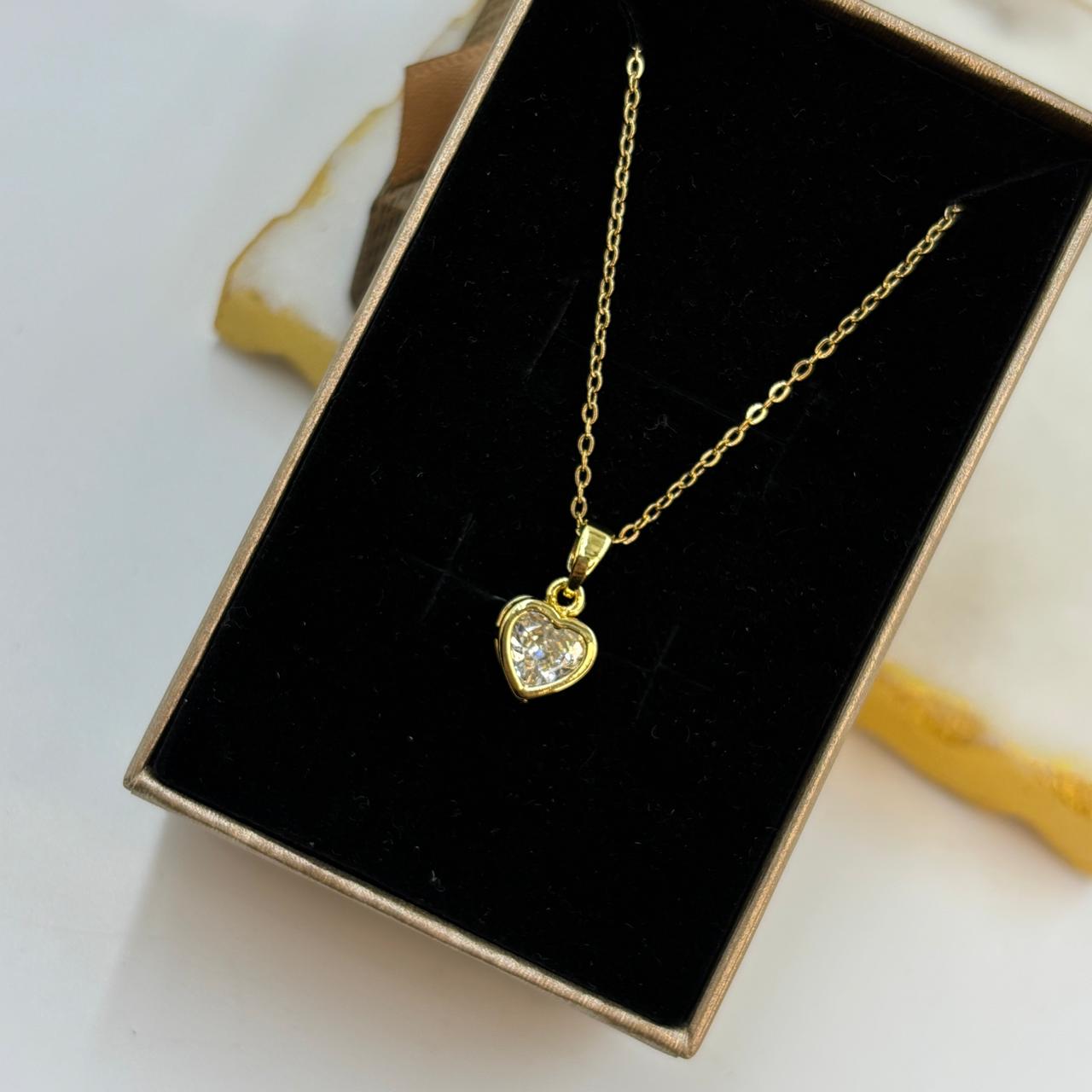 Dainty Heartie Necklace ( Gold )