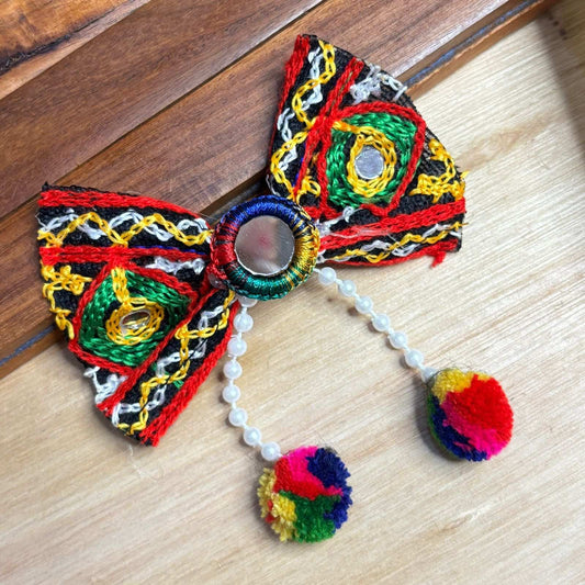 Mirror Pearl Threadwork Bow