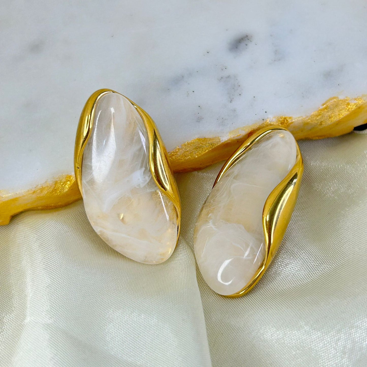 Crystal Crest Earrings