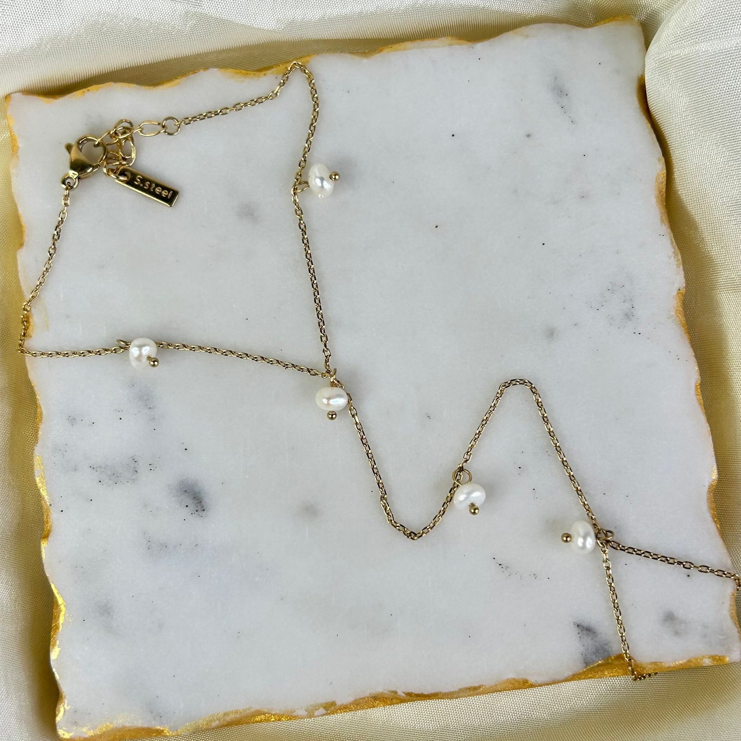 Pearlie Hand Chain
