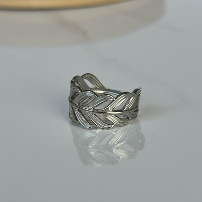 Waving Ring