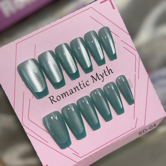 Cat Eye Nails 118