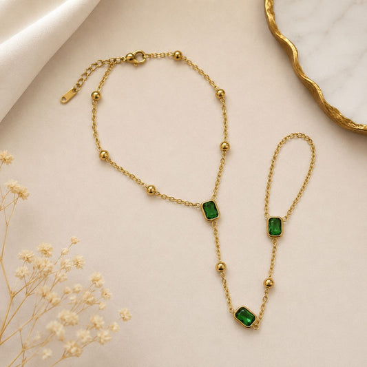 Emerald Glance Hand Chain