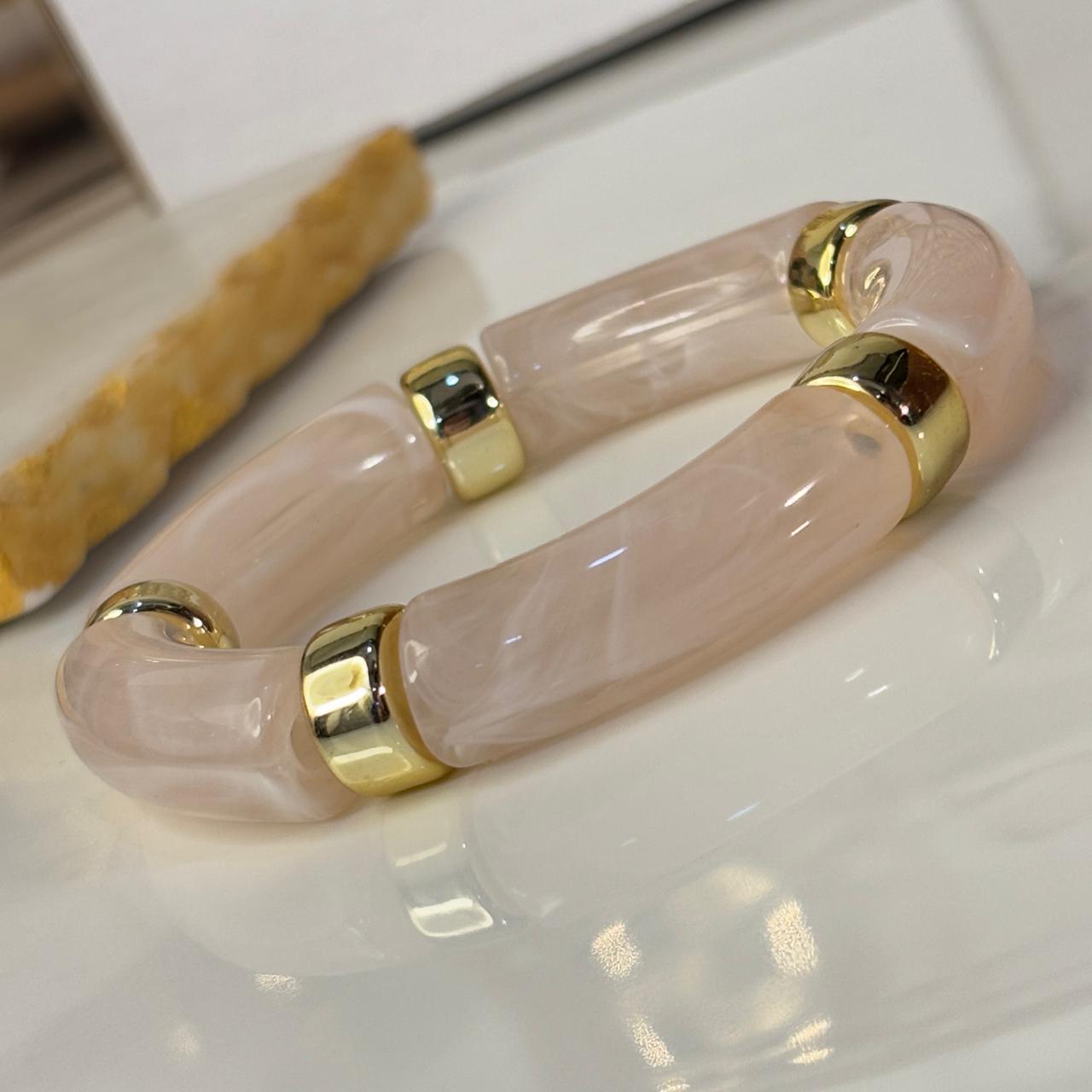 Lush Stretachable Resin Bracelet