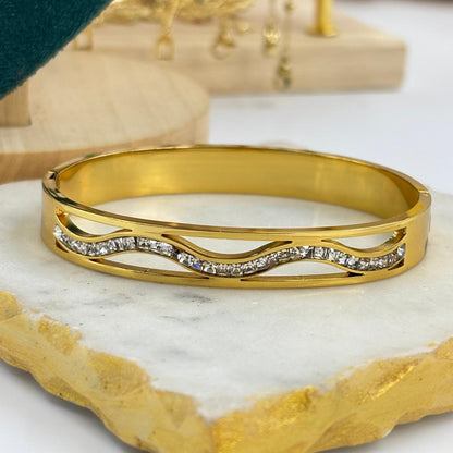 Rouge Wave Bracelet