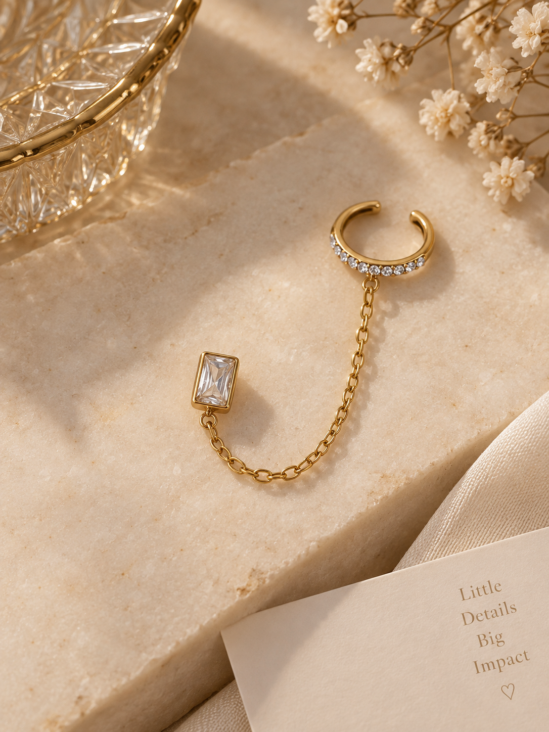 Divine Link Earcuff