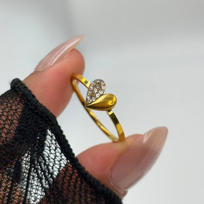 Amora Minimal Ring