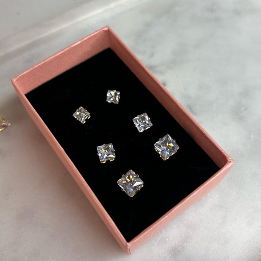 Square Solitaire Studs