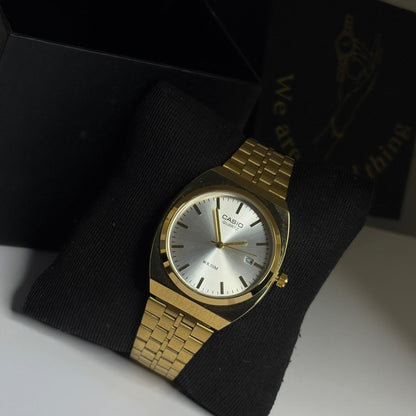Casio Vintage Round Dial Watch (White - Gold)
