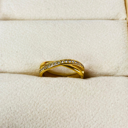 Sleek Promise Ring (B2G3)