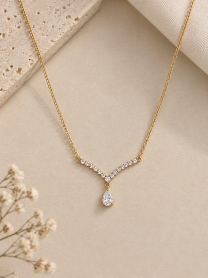 Velora Demi-Fine Necklace (Gold)