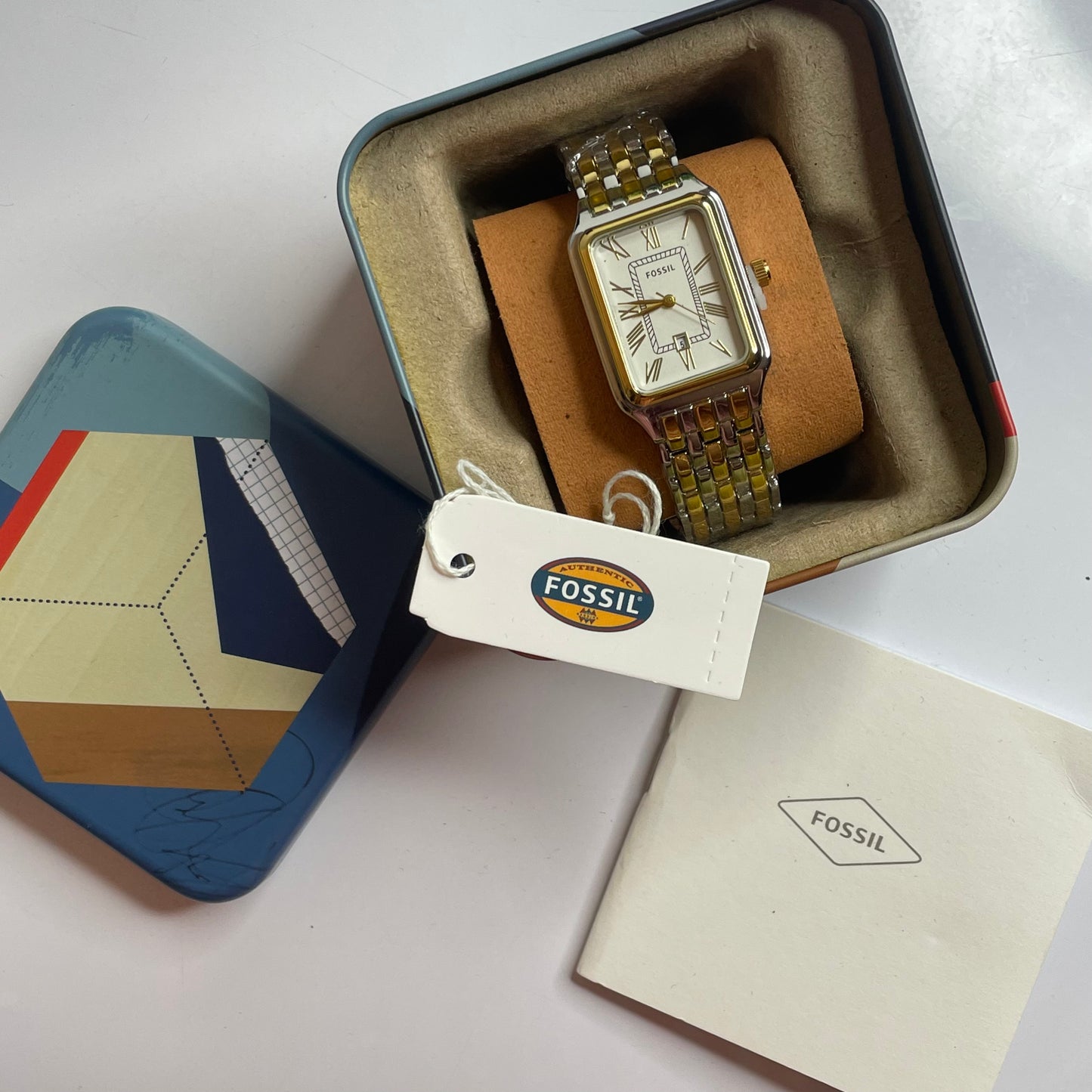 Vintage Fossil Watch (Dual Tone White Dial)