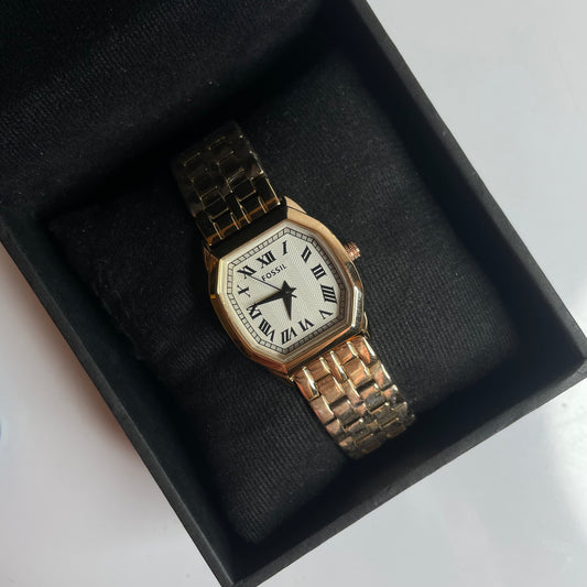 Vintage Fossil Watch (Rose Gold with White Dial)