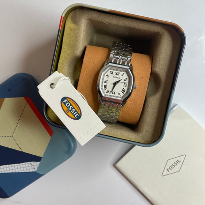 Vintage Fossil Watch (Silver with White Dial)