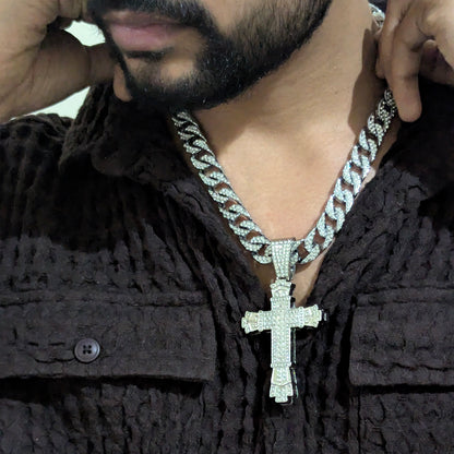 Cross ICED Out Neckchain