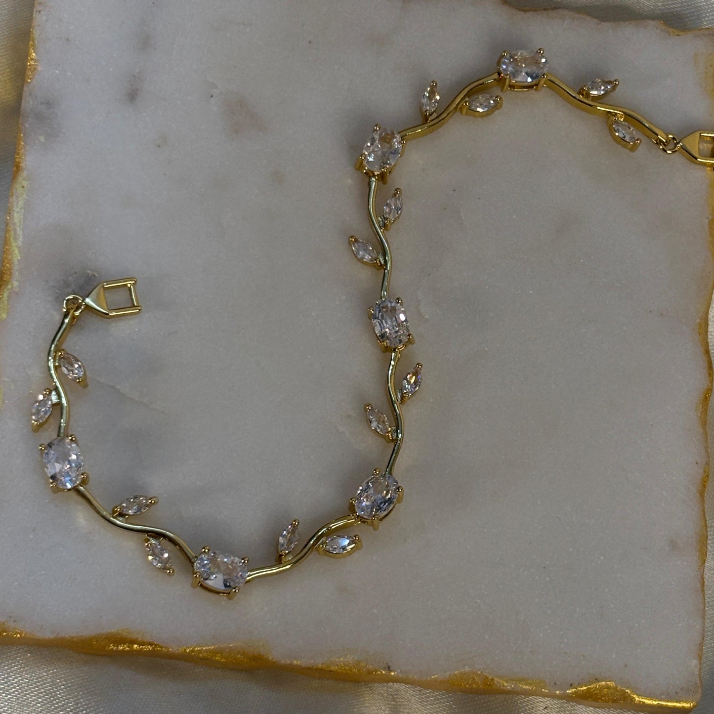 White Cinderella Bracelet