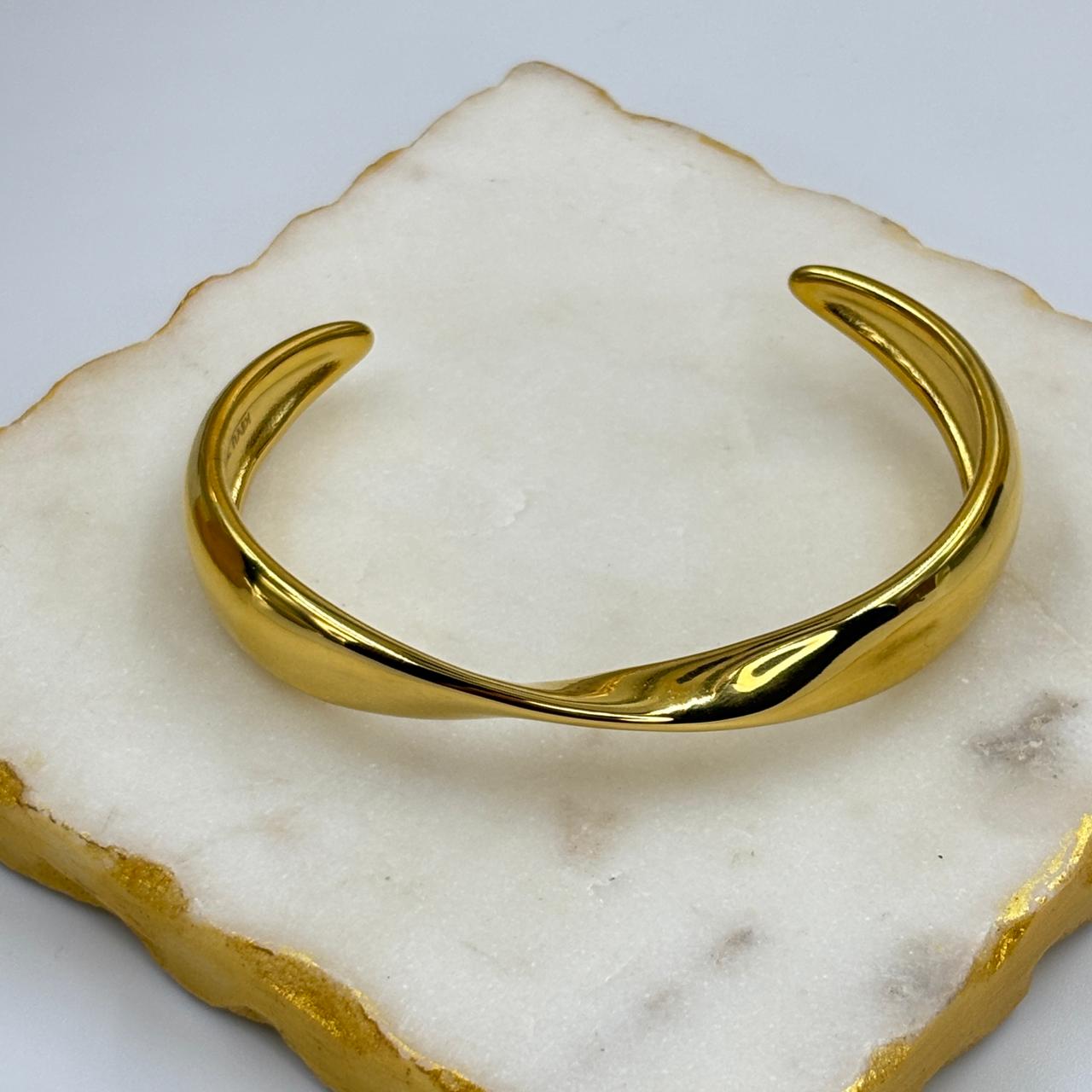 Classic Twist Bracelet