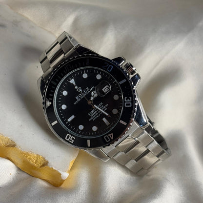 Ro-lex  Black Silver  Analog Watch