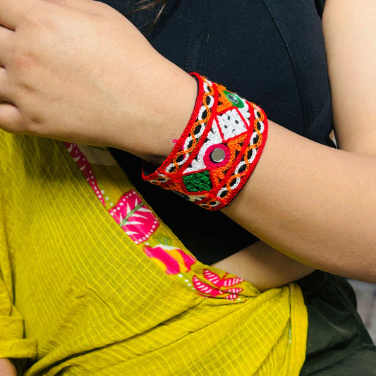 Threadwork Adjustable Oxidise Bracelet