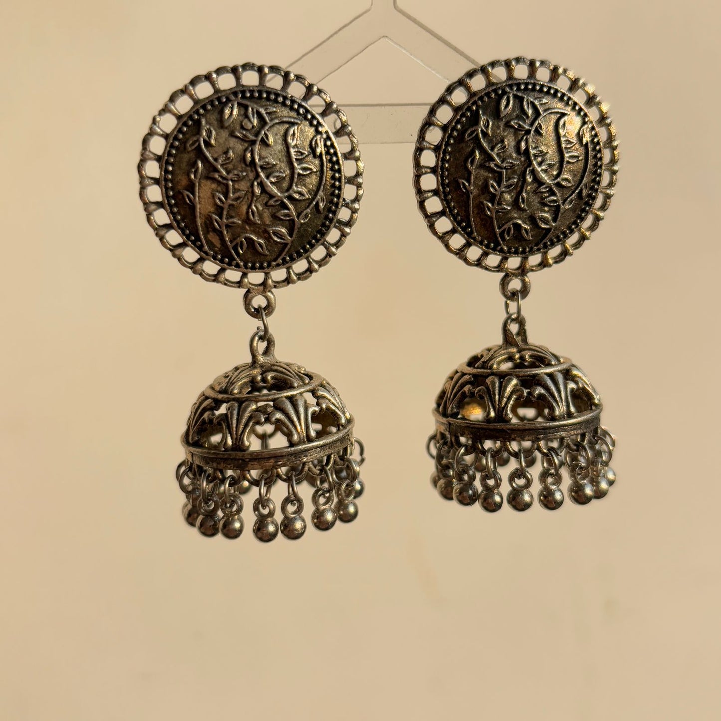 Arohi Jhumka