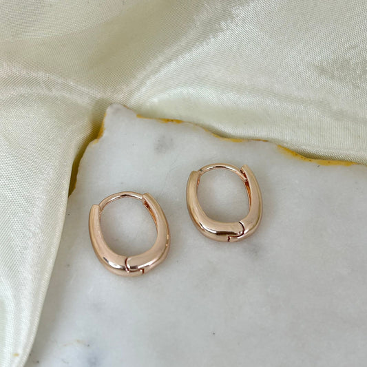 Soft Curve Hoops (Mini)