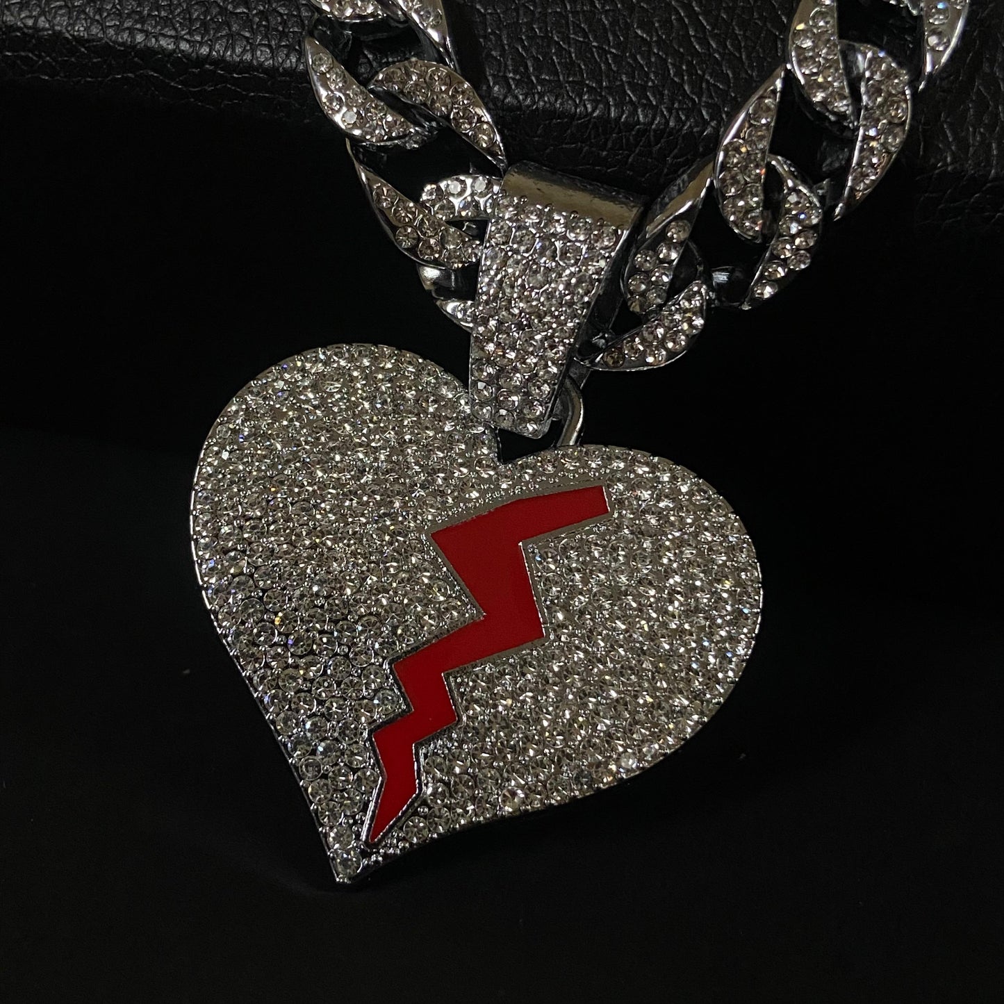 Heartbreak ICED Out Neckchain