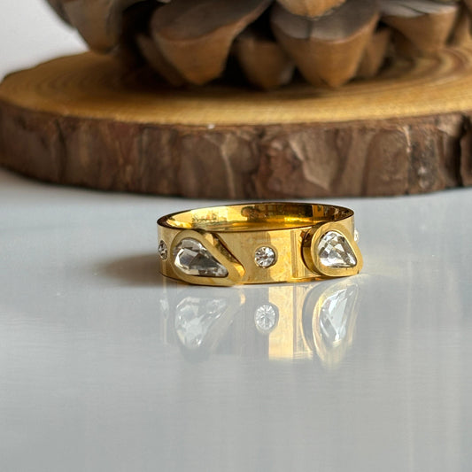 Drop Diva Ring