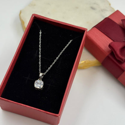Dainty Mylo Necklace ( Silver)