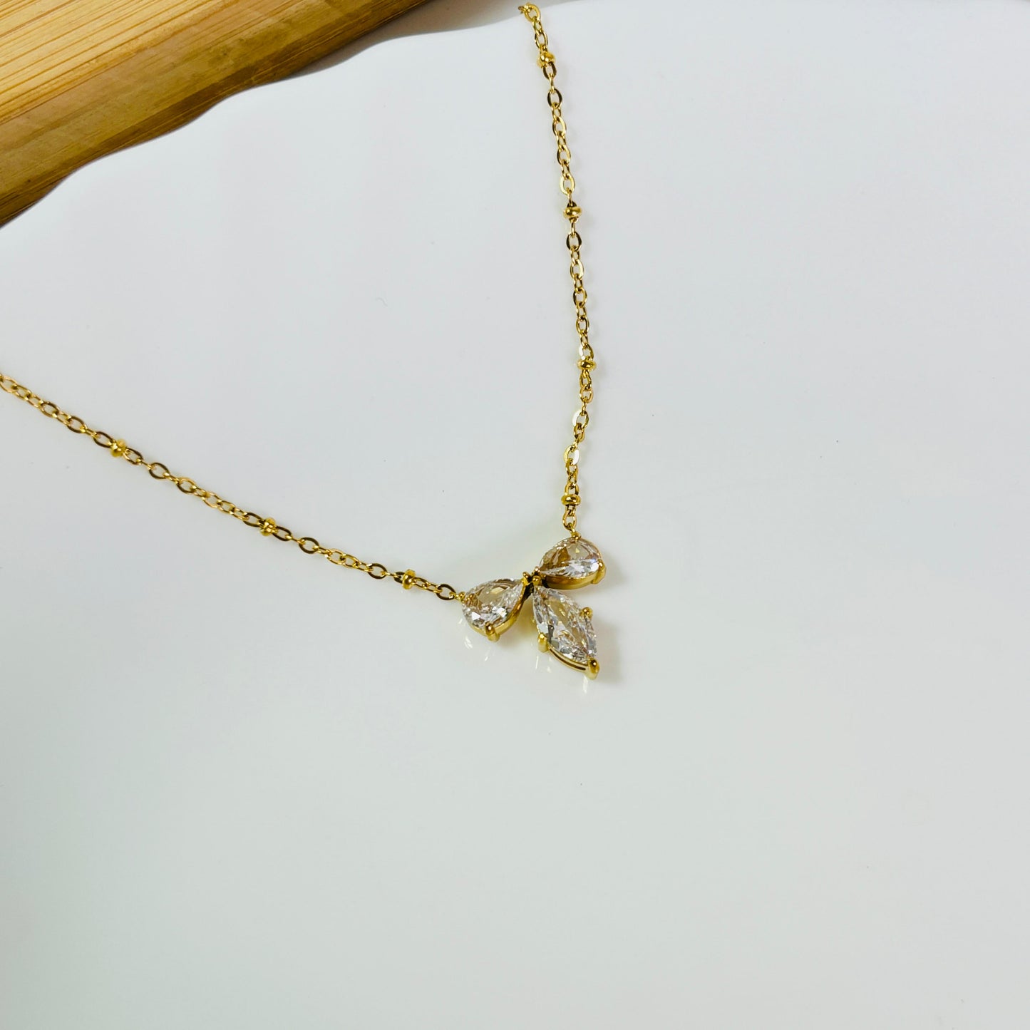 White Trillium Necklace