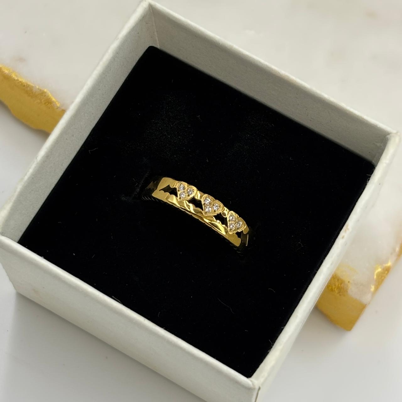 Amoura Ring