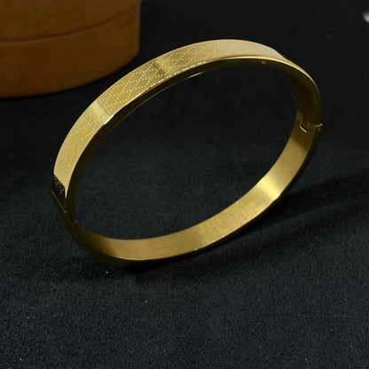 Clark 18K Cuff Bracelet