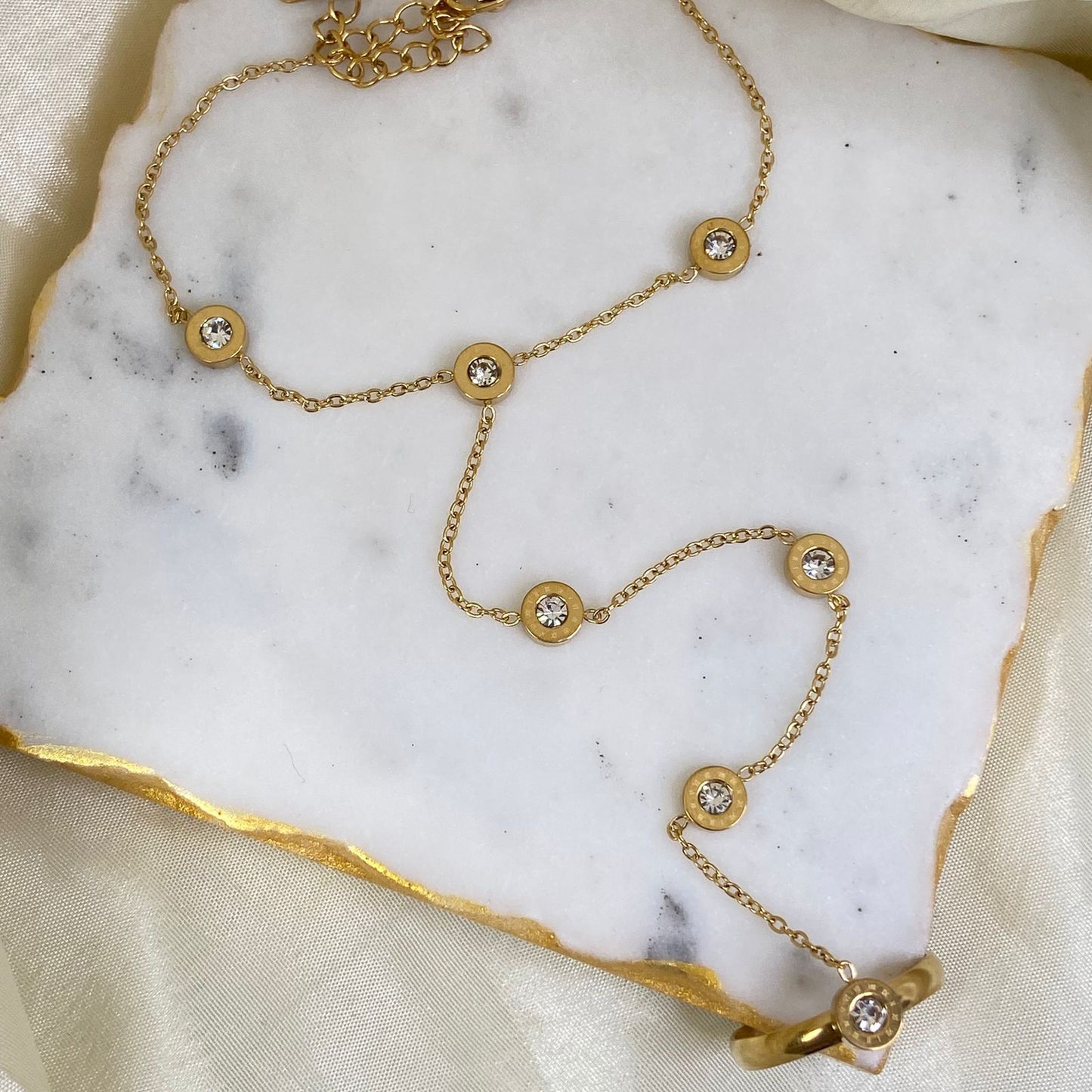 Roman Hand Chain