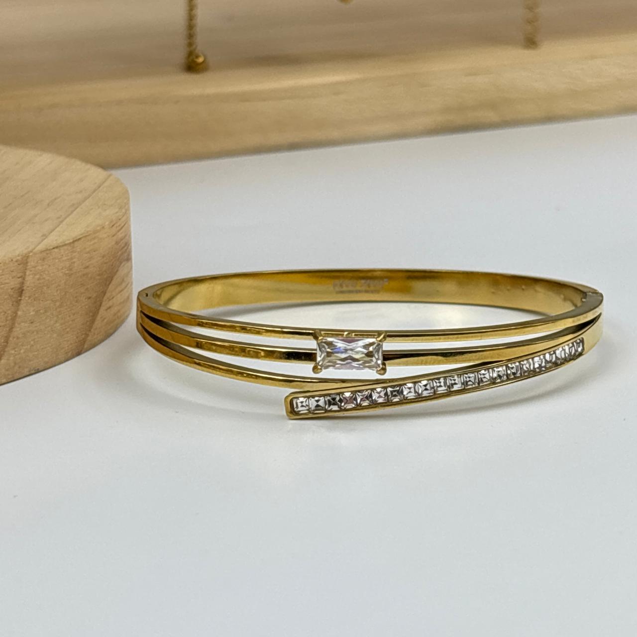 Embark Luxe Bracelet