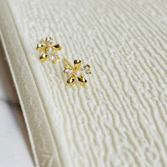 Mini Flory Studs