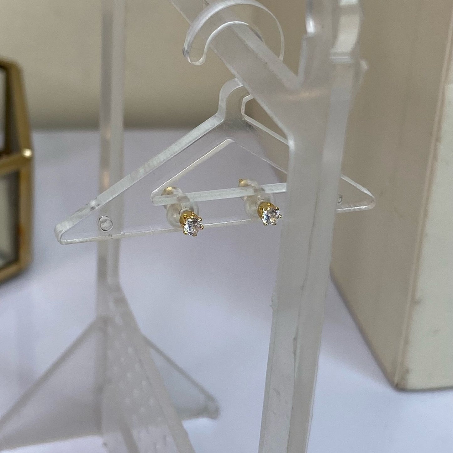Fine Classic 925 Studs
