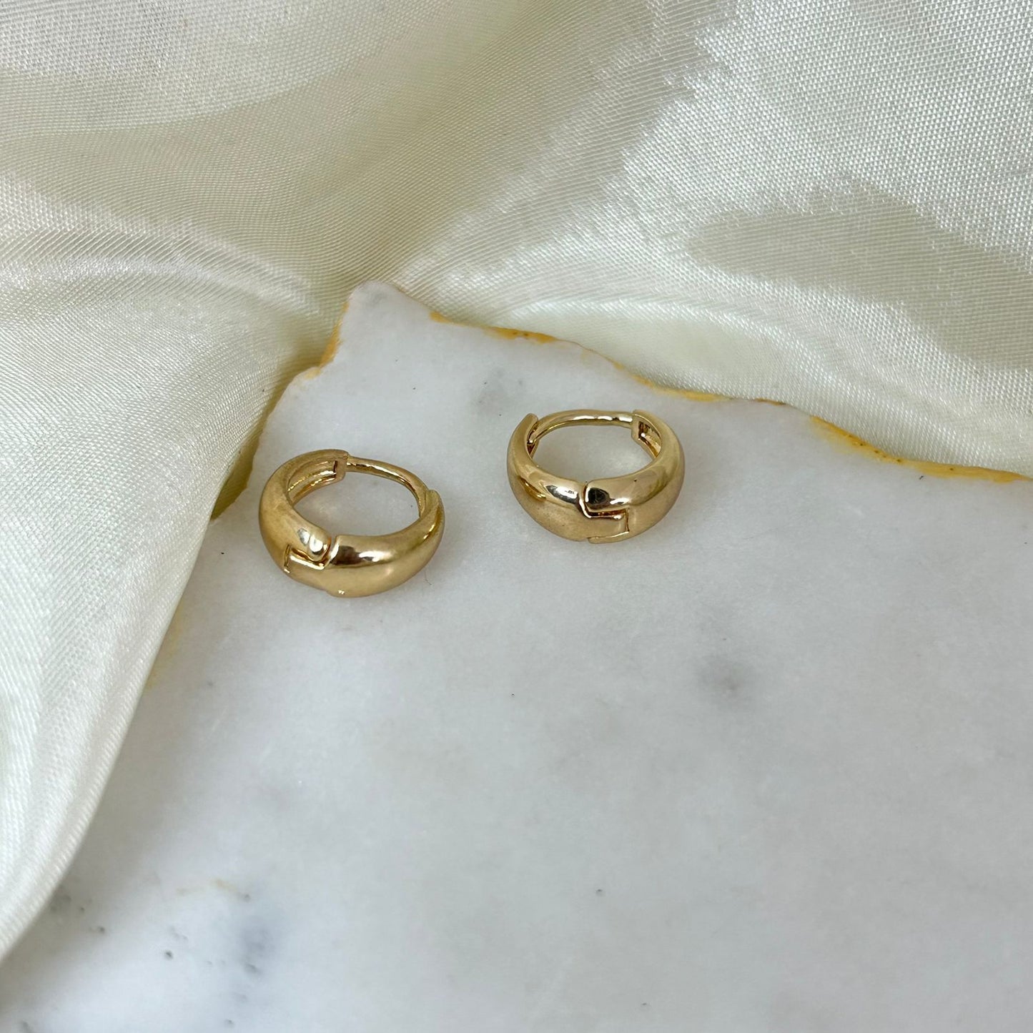 Aurelia Hoops Gold (Micro)