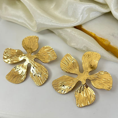 Big Daffodil Earrings