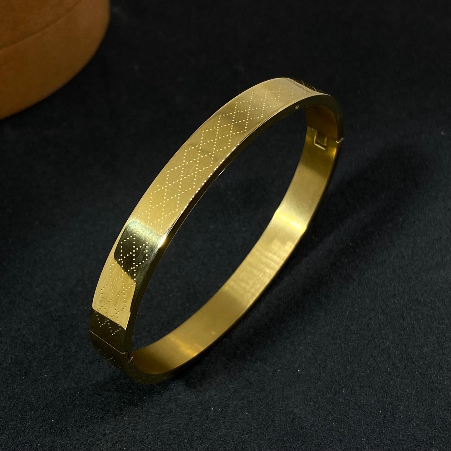 Clark 18K Cuff Bracelet