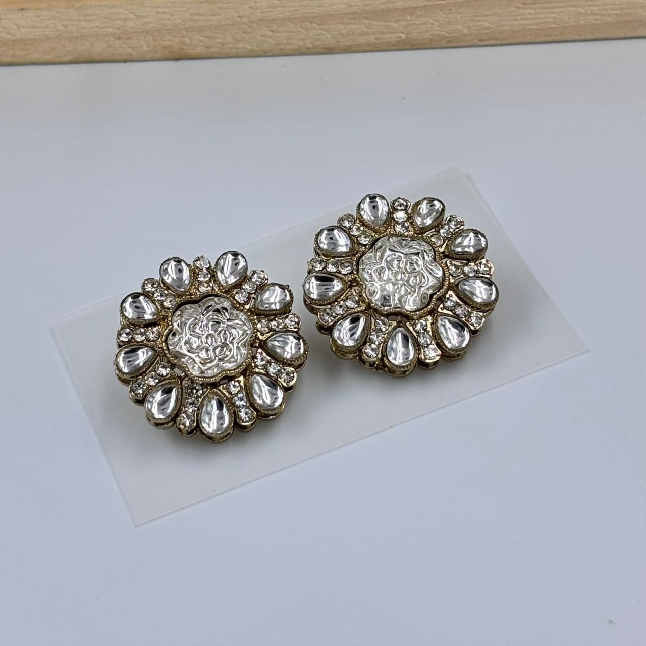 Mehek Moisanite Stud Earrings (White)