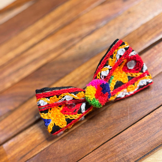 Pompom Medium Threadwork Bow