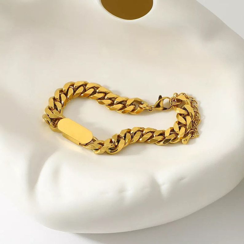 Statement Gold Girlie Bracelet