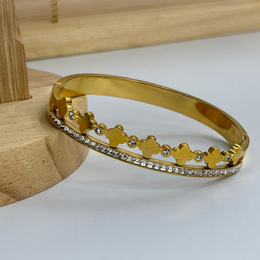 Vintage Clover Bracelet