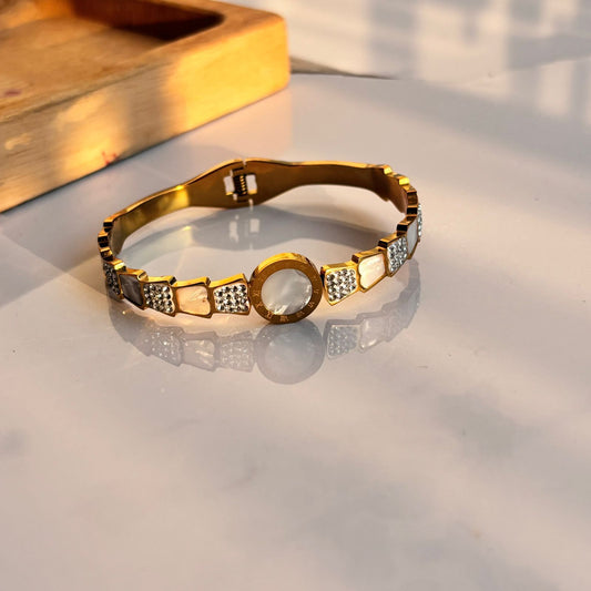 Resin Dial Statement 18K Bracelet